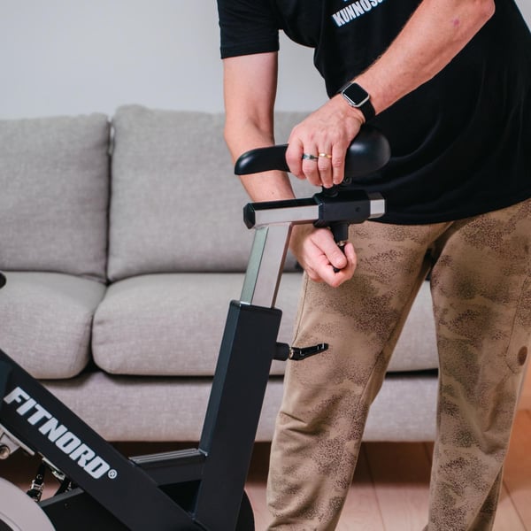 FitNord Racer 500 Spinningcykel 5